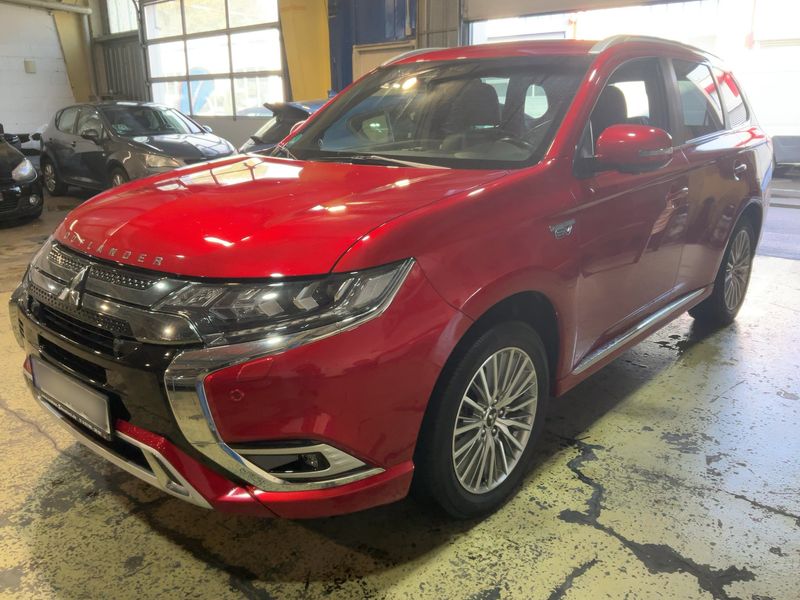 Mitsubishi Outlander 2.4 Phev Top 4WD