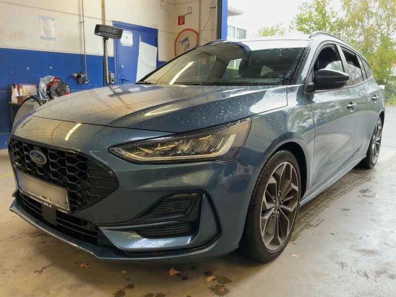 Ford Focus 1.0 EcoBoost Mild-Hybrid ST-Line X
