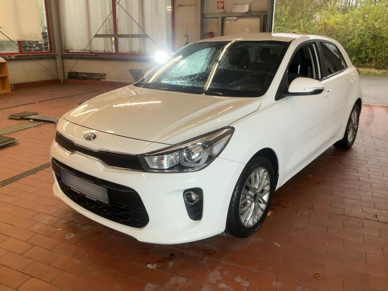 Kia Rio 1.0 Tgdi Dream Team