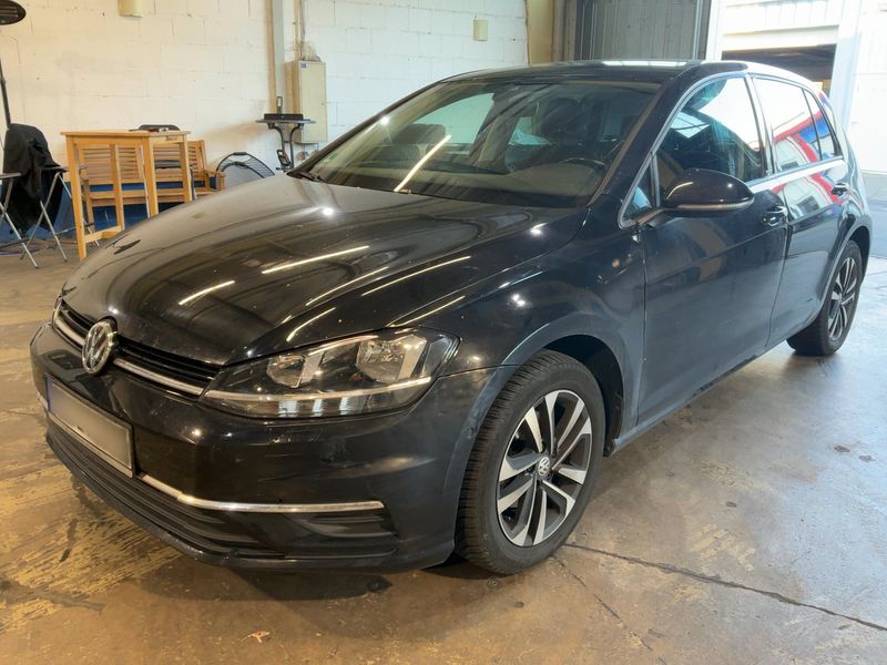 Volkswagen Golf VII 1.0 TSI IQ.DRIVE