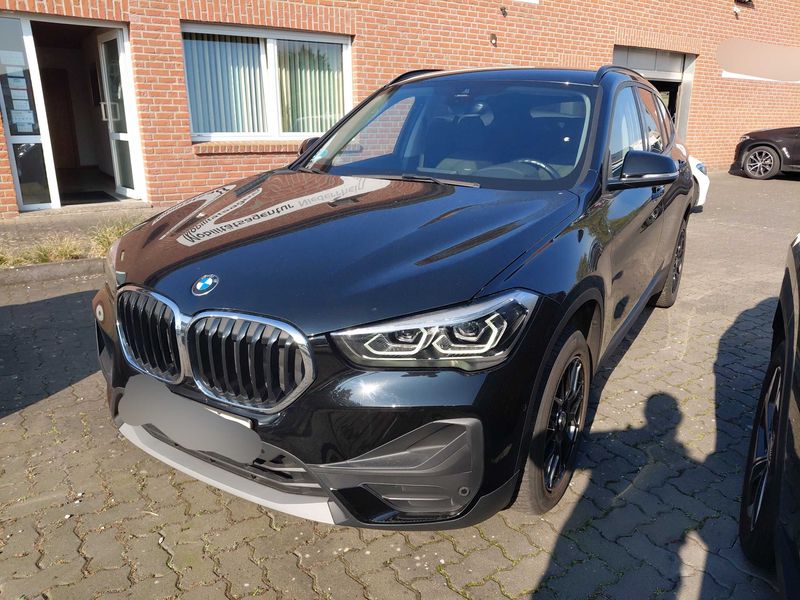 BMW X1 sDrive 18i Advantage