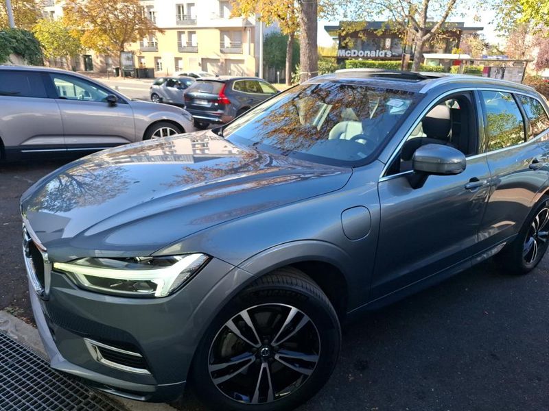 Volvo XC60 2.0 T8 Plug-in Hybrid Momentum AWD