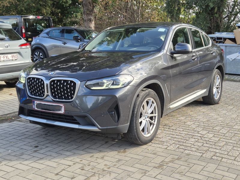 BMW X4 xDrive 20i Mild-Hybrid