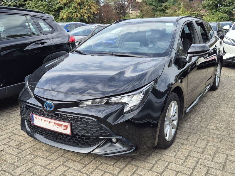 Toyota Corolla 1.8 Hybrid Business Edition