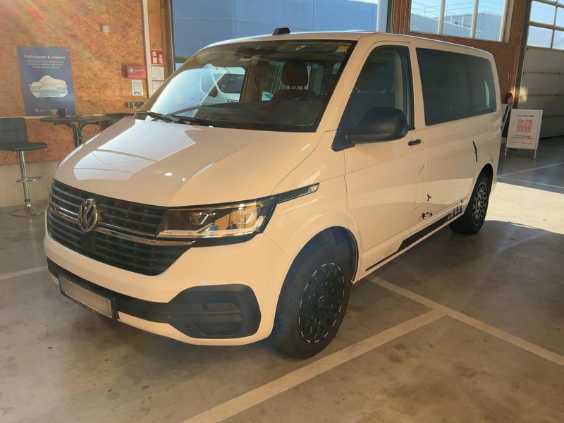 Volkswagen T6.1 Multivan 2.0 TDI Trendline 4Motion
