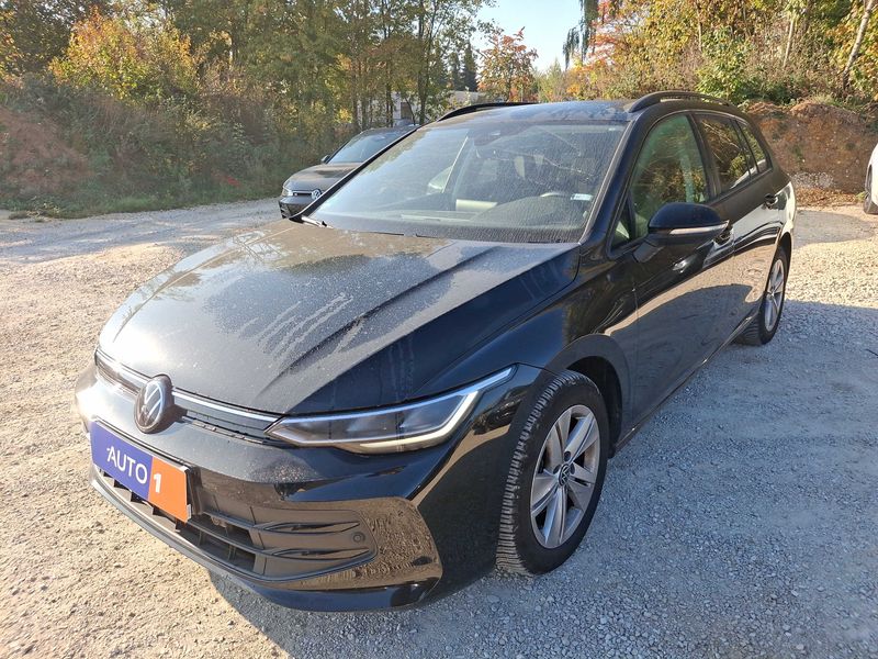 Volkswagen Golf VIII 1.5 TSI Life