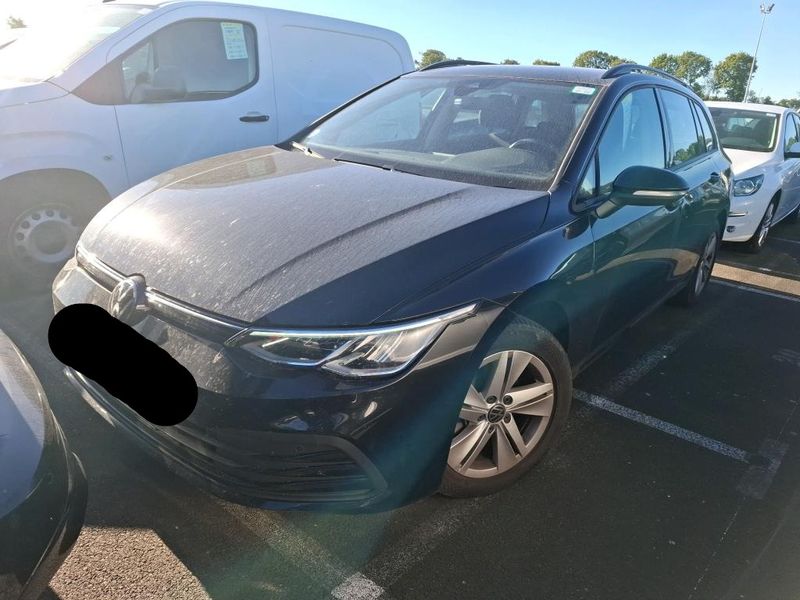 Volkswagen Golf VIII 1.0 eTSI Life Plus