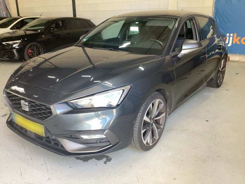 SEAT Leon 1.5 eTSI ACT FR