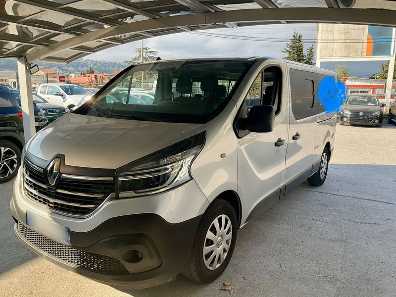 Renault Trafic 2.0 dCi L2H1 3,0t (8/9 Sitze) Life