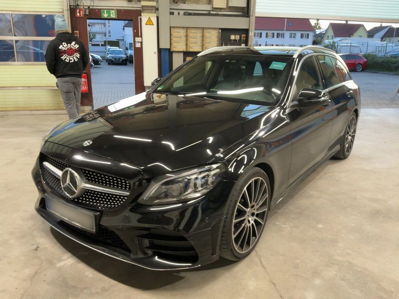 Mercedes-Benz C-класс C 300 d T AMG Line
