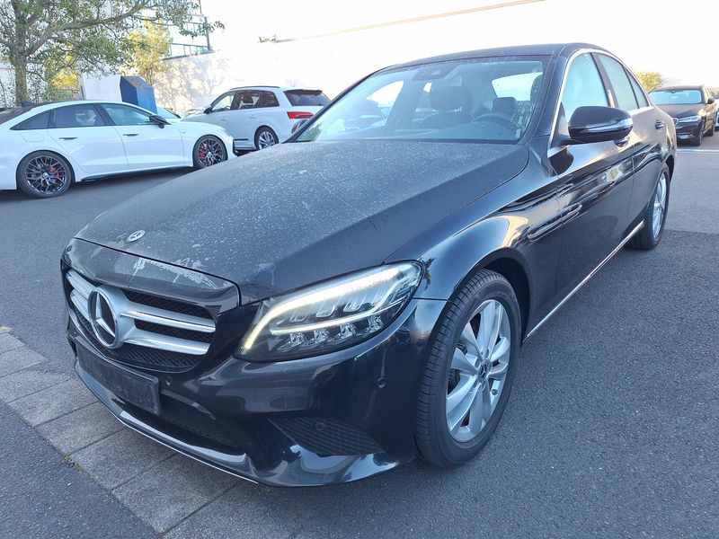 Mercedes-Benz C-Klasse C 180 CGI Avantgarde