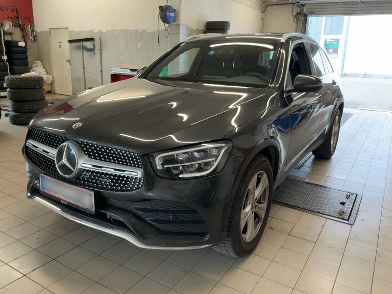 Mercedes-Benz GLC-класс GLC 220 d 4Matic AMG Line
