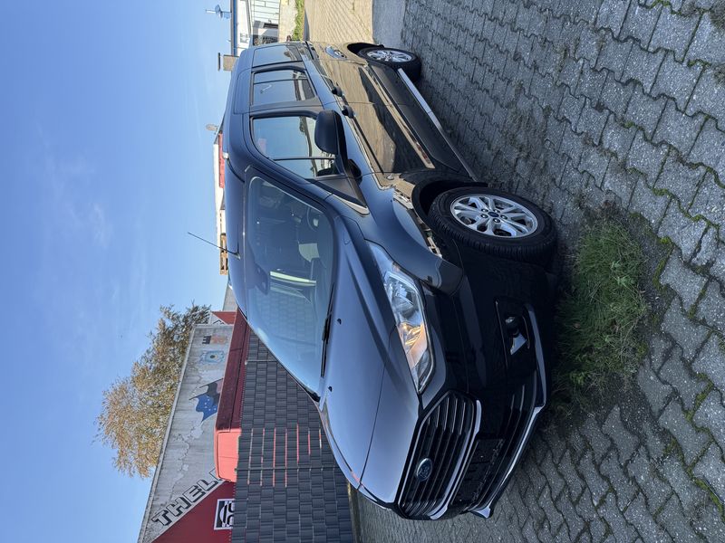 Ford Grand Tourneo Connect 1.5 TDCi EcoBlue Trend