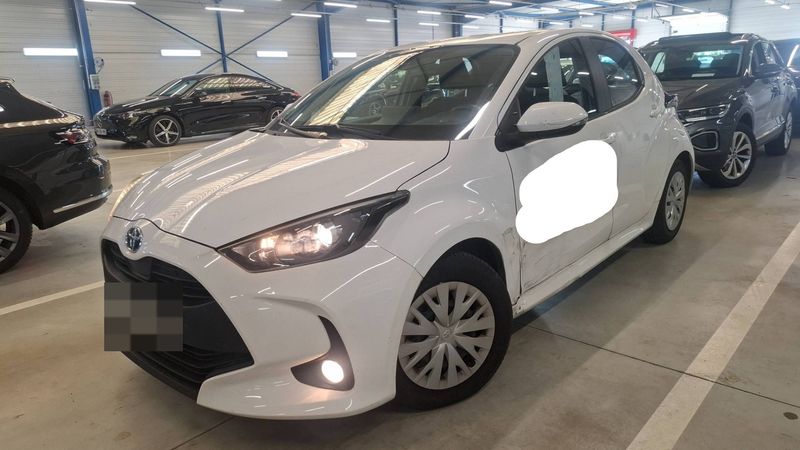 Toyota Yaris 1.5 Hybrid Dynamic Business