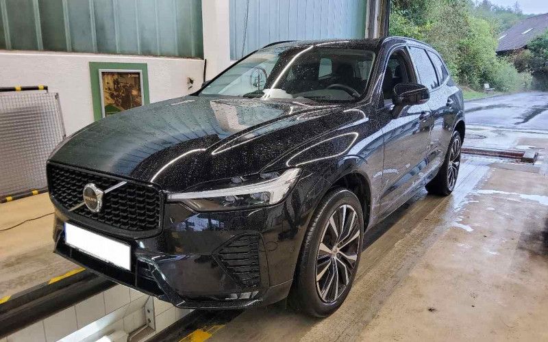 Volvo XC60 2.0 B5 Mild-Hybrid Ultimate Dark AWD