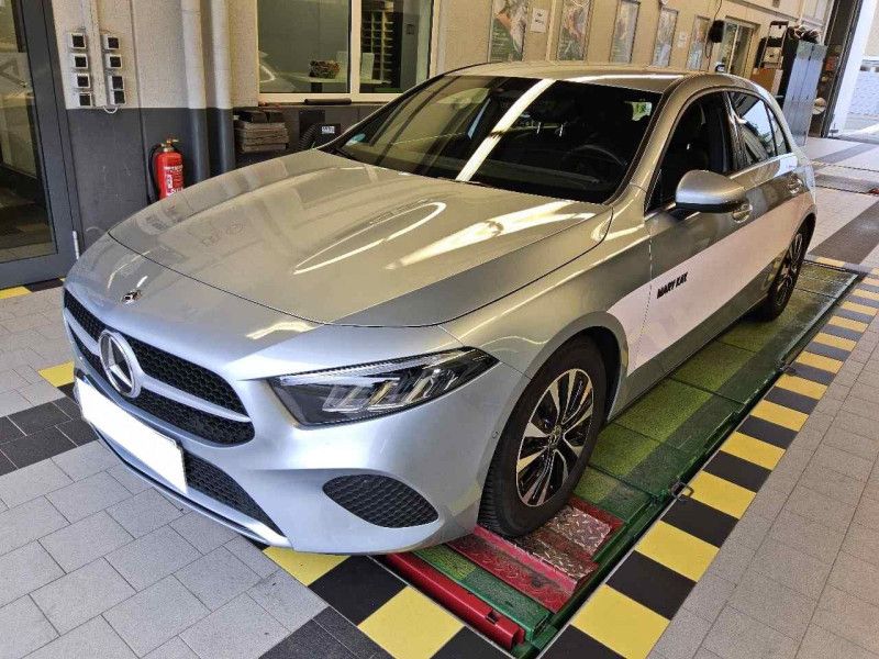 Mercedes-Benz A-Klasse A 200 Mild-Hybrid