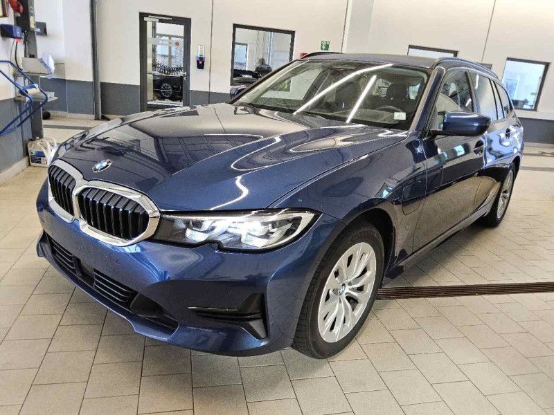 BMW 3er 330e Advantage