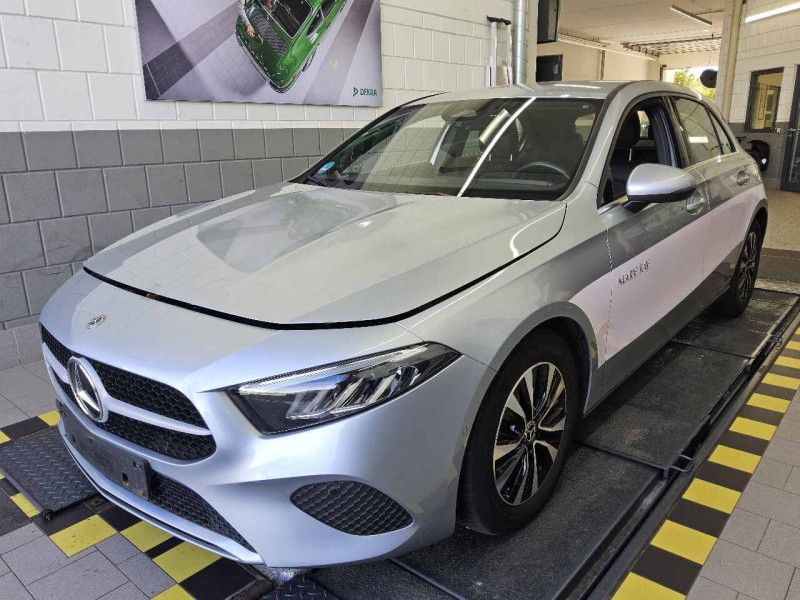 Mercedes-Benz A-Klasse A 180 d