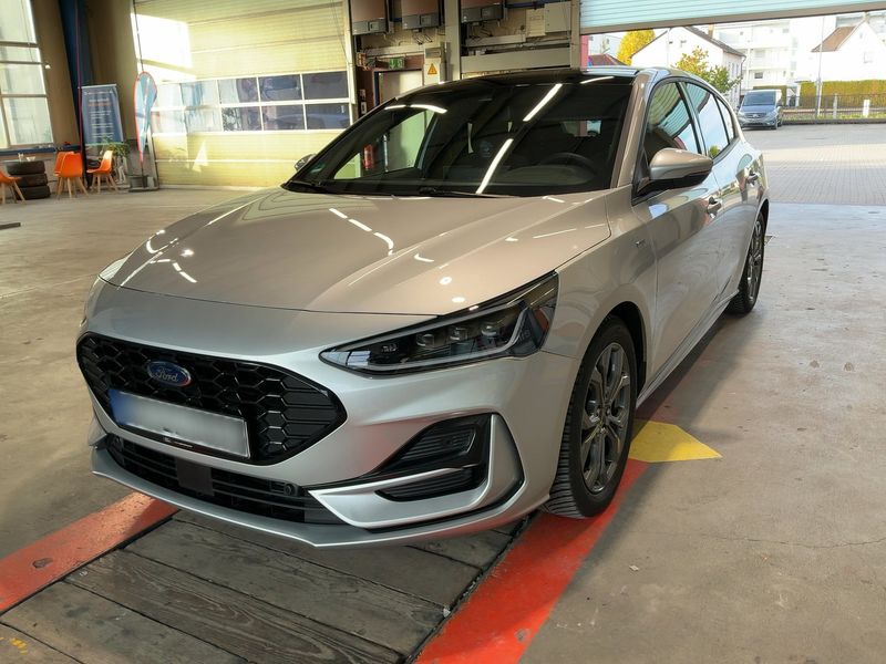 Ford Focus 1.0 EcoBoost Mild-Hybrid ST-Line X