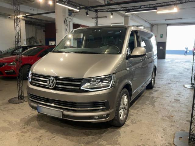 Volkswagen T6 Multivan 2.0 TDI Highline