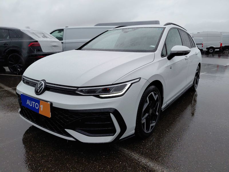 Volkswagen Golf VIII 2.0 TDI R-Line