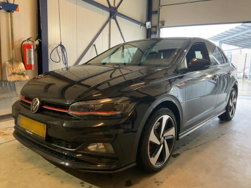 Volkswagen Polo 2.0 TSI GTI