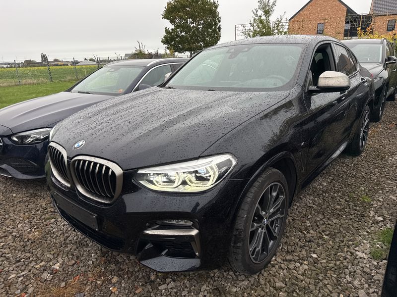 BMW X4 M40i