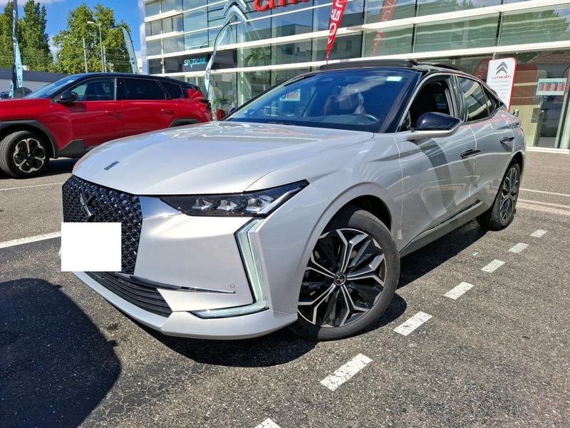 DS Automobiles DS4 1.6 E-Tense Hybrid Opera