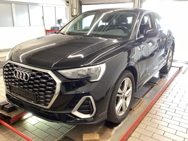 Audi Q3 Sportback 35 TDI S line