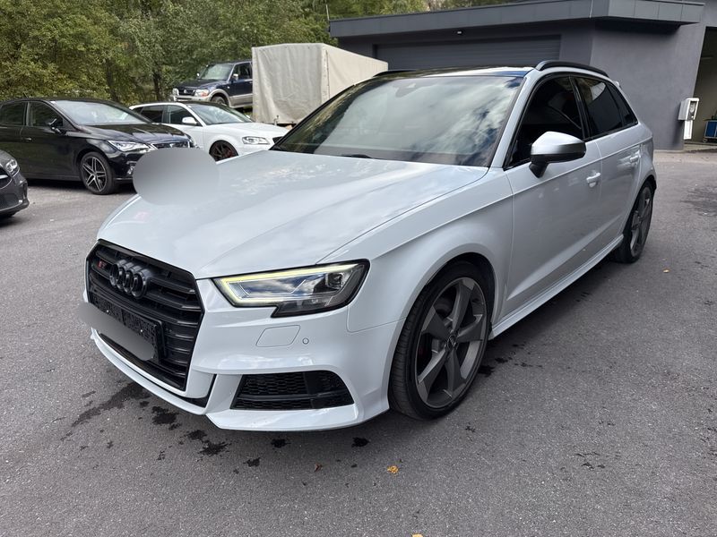 Audi S3 Sportback 2.0 TFSI quattro