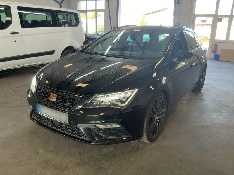 SEAT Leon 2.0 TSI Cupra 300 4Drive