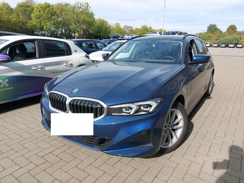 BMW 3 серия 320e