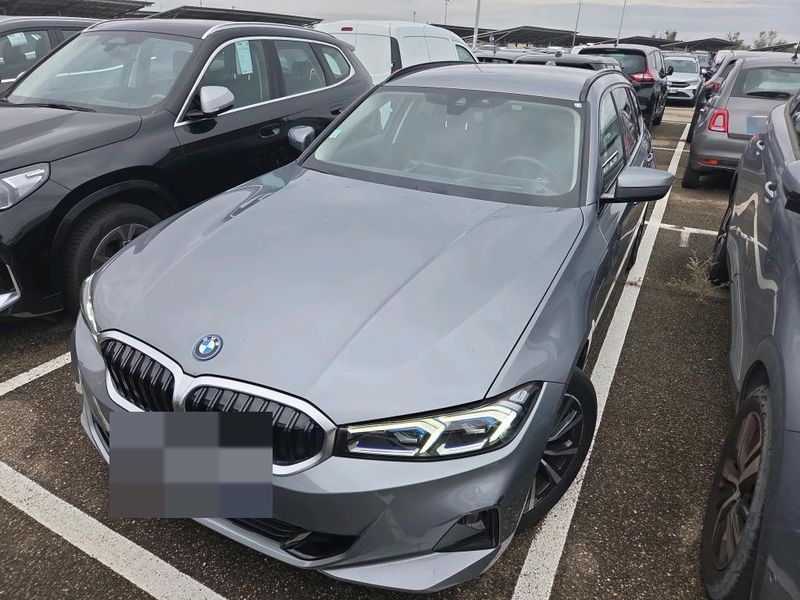 BMW 3 серия 320e xDrive