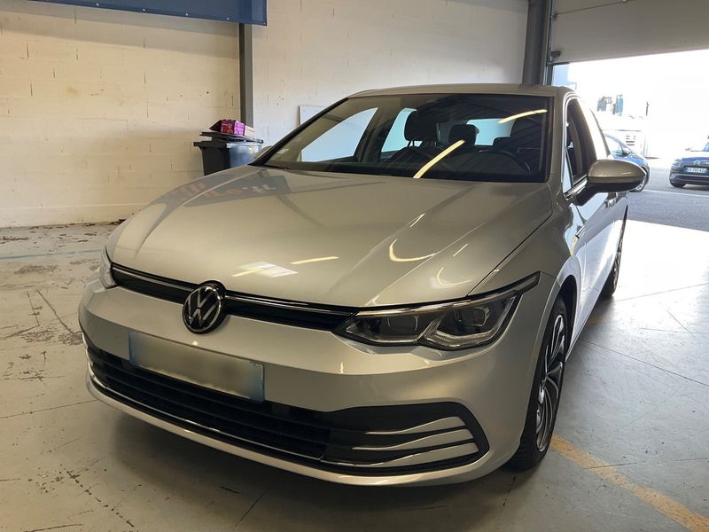 Volkswagen Golf VIII 1.5 eTSI ACT Style 1st