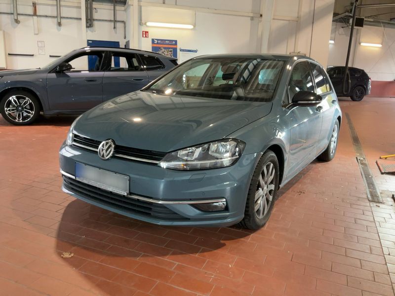 Volkswagen Golf VII 1.5 TSI ACT IQ.DRIVE
