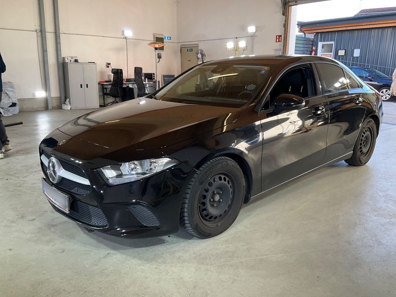 Mercedes-Benz A-класс седан A 180 d