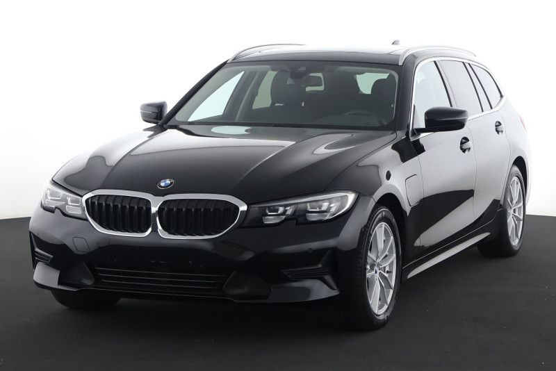 BMW 3 серия 330e Advantage