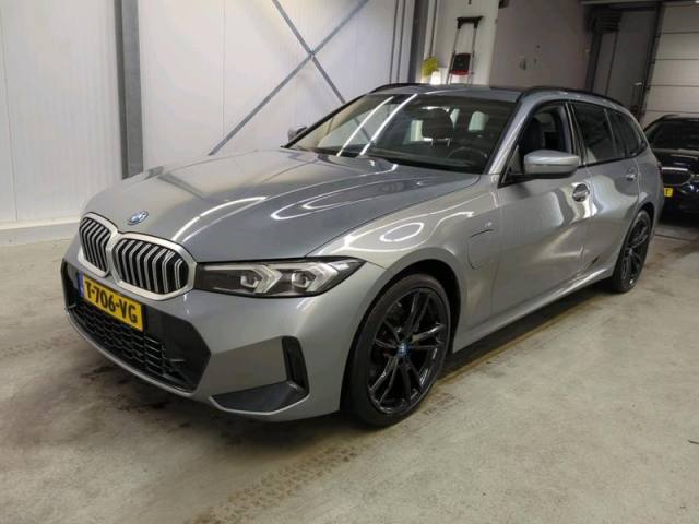 BMW 3 серия 320e