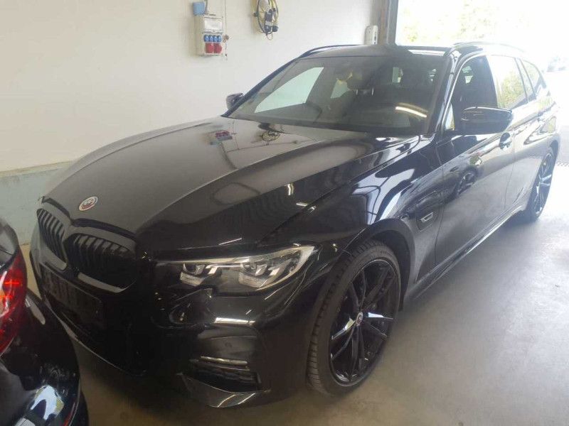 BMW 3 серия 330e xDrive M Sport