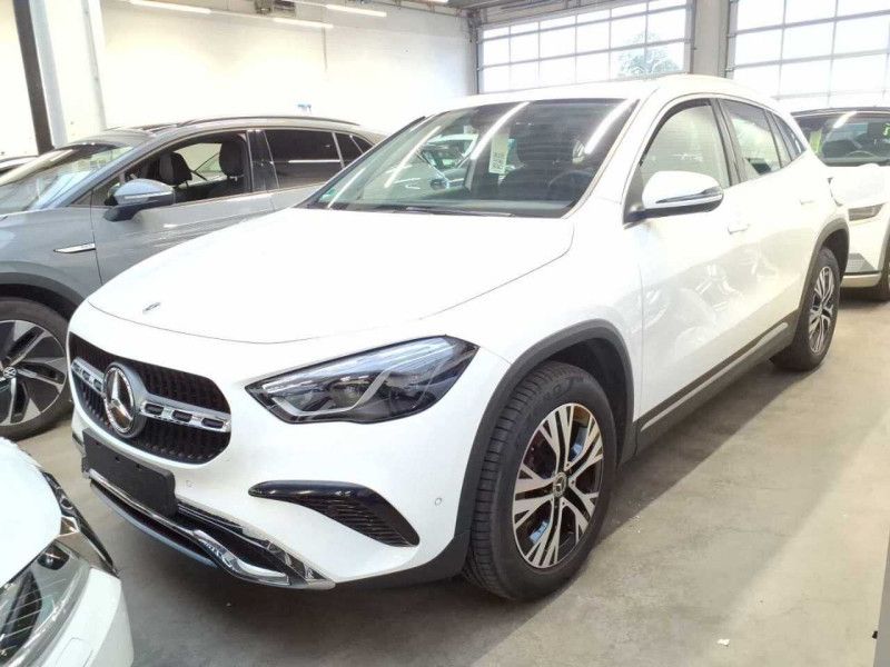 Mercedes-Benz GLA-класс GLA 250e Progressive