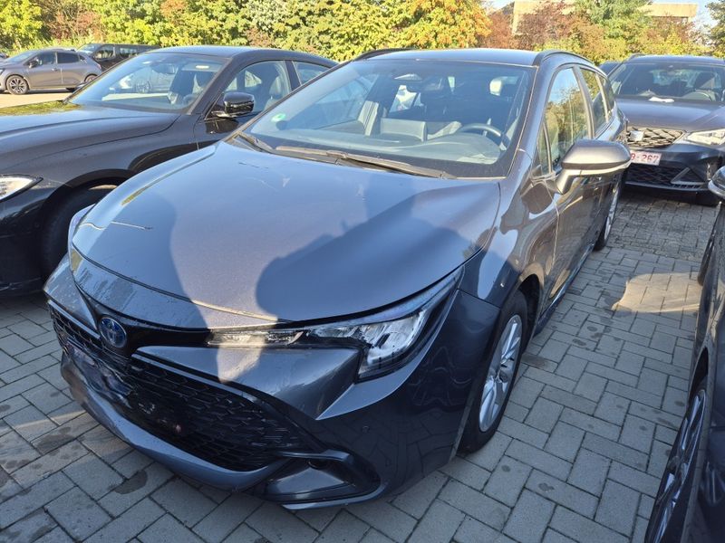 Toyota Corolla 1.8 Hybrid Club
