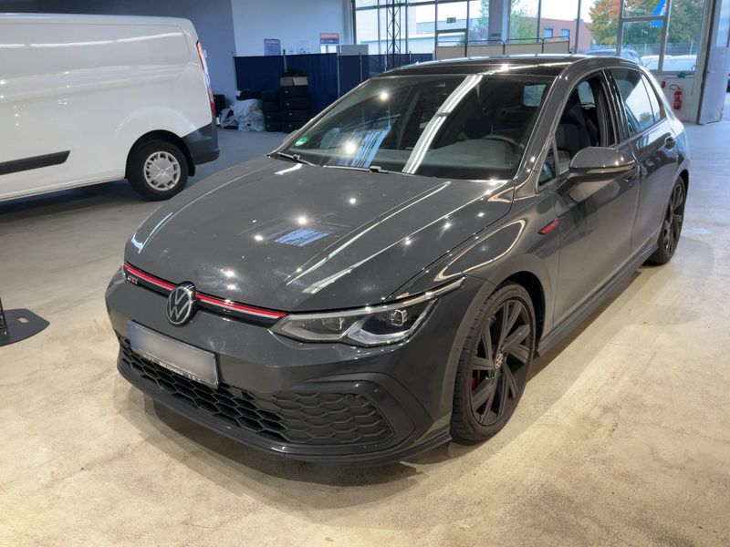 Volkswagen Golf VIII 2.0 TSI GTI