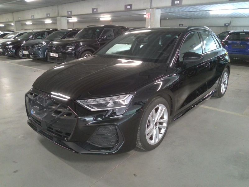 Audi A3 Sportback 1.5 TFSI ACT Mild-Hybrid S line