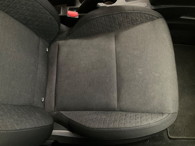 Renault Clio 1.0 TCe Business