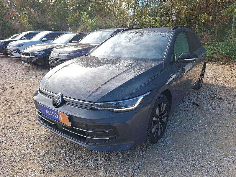 Volkswagen Golf VIII 1.5 TSI Goal
