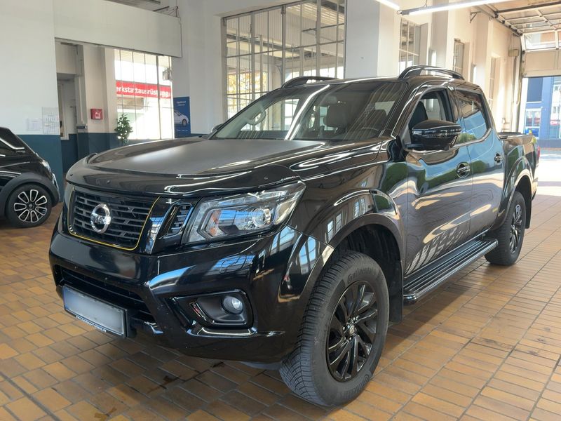 Nissan Navara NP-300 2.3 dCi N-Guard Double Cab 4x4