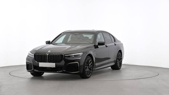 BMW 7 серия 745e M Sport