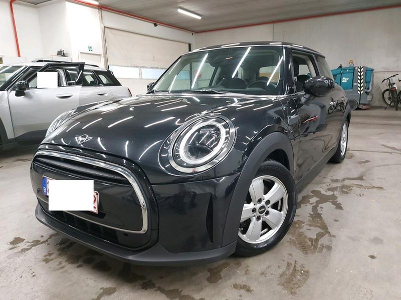 MINI One Essential Trim