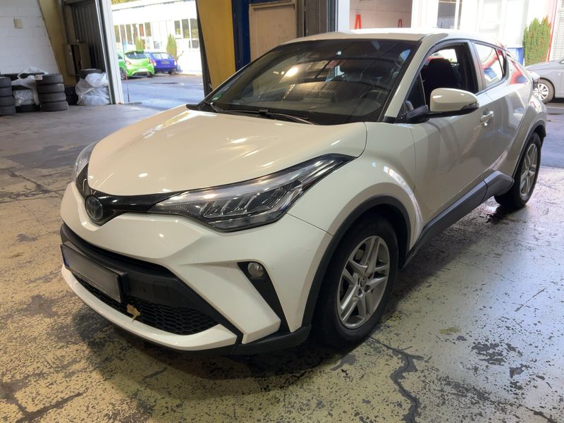 Toyota C-HR 2.0 Hybrid Business Edition