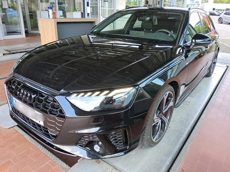 Audi A4 45 TFSI Mild-Hybrid quattro S line